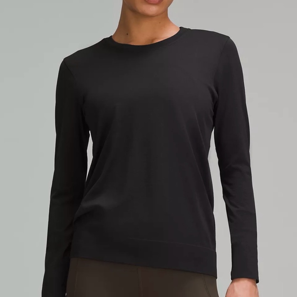 lululemon athletica Long Sleeve Top - Gray